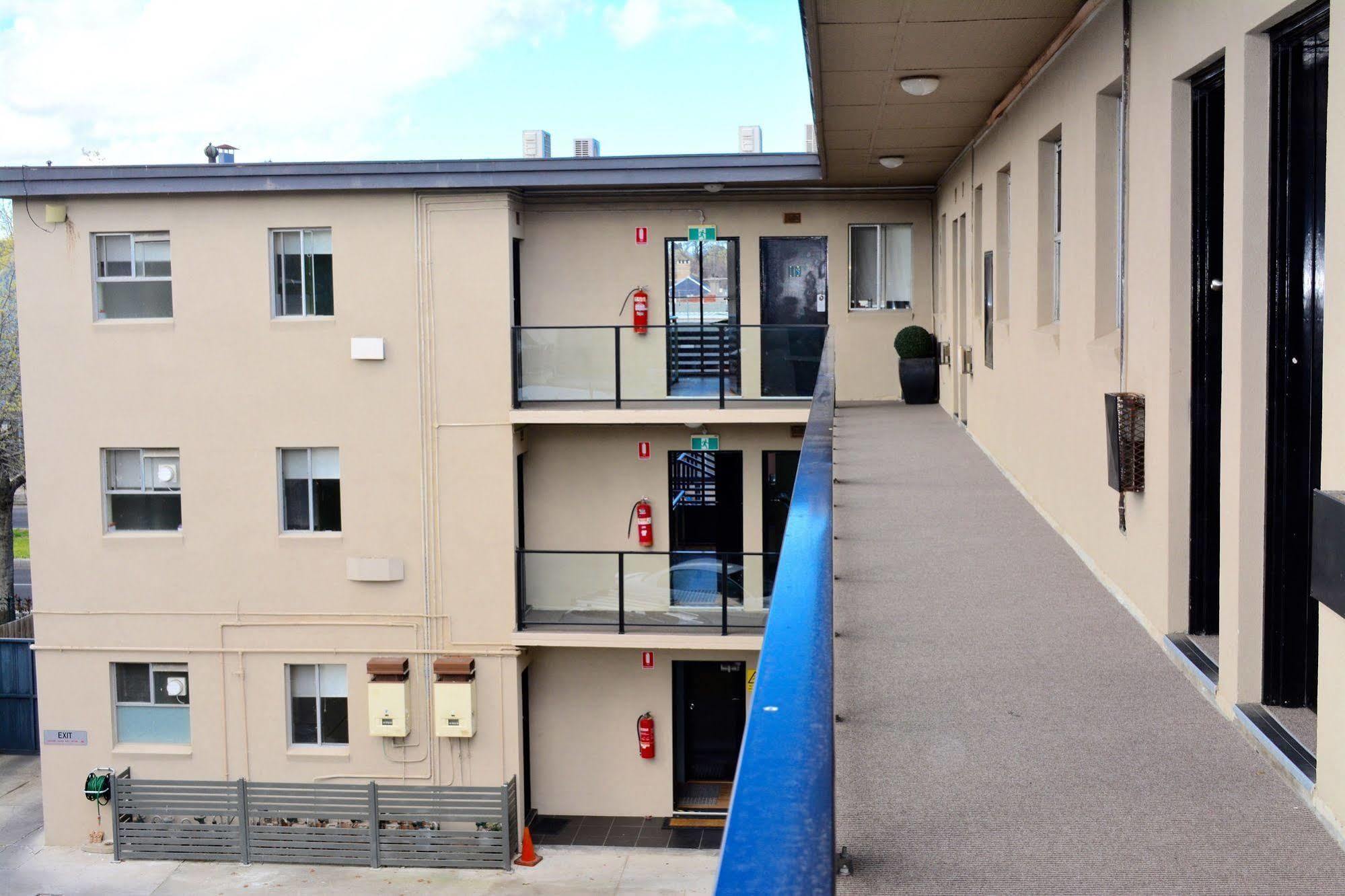 מלבורן Birches Serviced Apartments מראה חיצוני תמונה